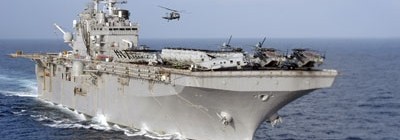 Marinha dos EUA testa canhão laser montado em navio
