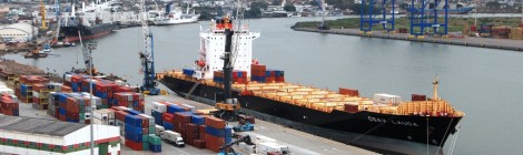 Obra de R$ 300 milhões vai abrir espaço para navios gigantes no Complexo Portuário