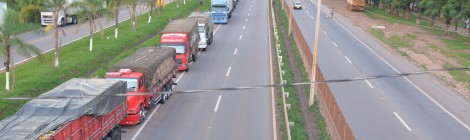 Protesto de caminhoneiros afeta Porto de Antonina e Paranaguá