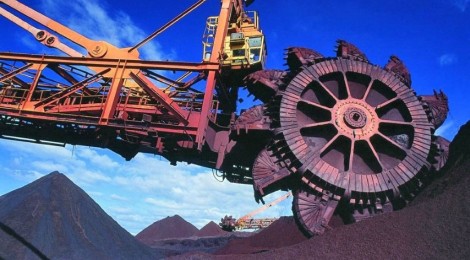 Minério de ferro cai após retorno de investidores chineses