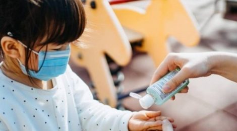 Doença nova causada por Covid-19 em crianças não é a de Kawasaki, diz estudo