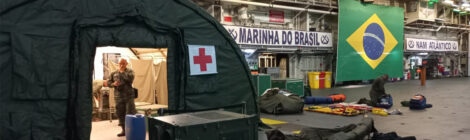 Médicos da Marinha iniciam atendimentos em hospital de campanha
