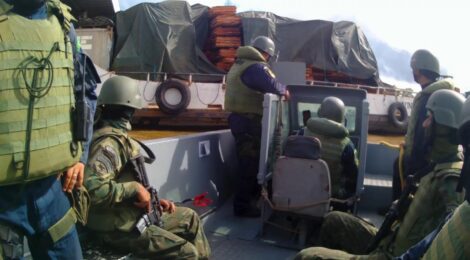 Marinha apreende madeira ilegal durante operação no Pará