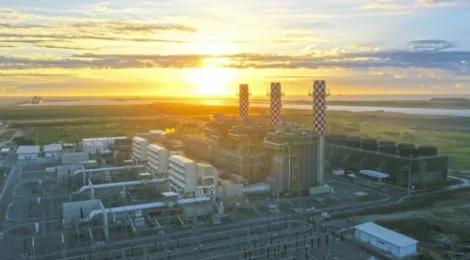 ONS aciona usinas térmicas após aumento na demanda de energia causada pelo calor; especialista alerta sobre gastos e poluição