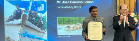 Pescador brasileiro recebe prêmio da IMO por bravura