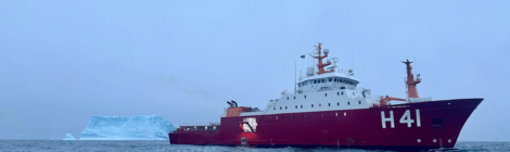 Navio Polar “Almirante Maximiano” Alcança Feito Histórico ao Cruzar o Círculo Polar Antártico