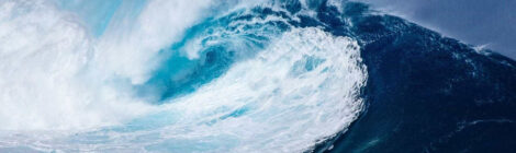 Marinha emite alerta para ondas de até 3 metros de altura