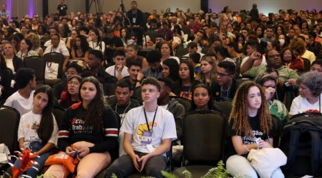 Crianças e adolescentes debatem propostas sobre direitos pós-pandemia