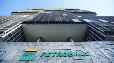 Petrobras prevê investimentos de US$ 73 bilhões e criação de até 100 mil empregos diretos e indiretos