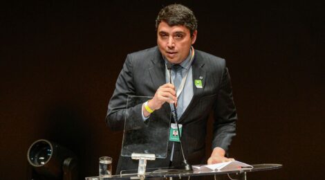 Presidente do Conselho de Administração da Petrobras é reeleito
