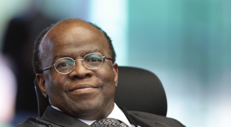 Joaquim Barbosa participa da última sessão no Supremo e se despede do STF