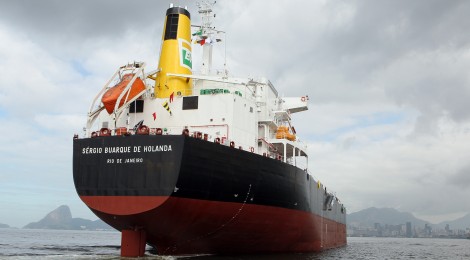 Petrobras aprova contratação de embarcações de apoio marítimo