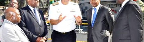 Arsenal de Marinha do Rio de Janeiro recebeu a visita do Ministro da Defesa Nacional de Angola