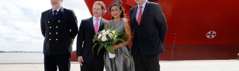 Hamburg Süd batiza navio San Vicente em Montevidéu