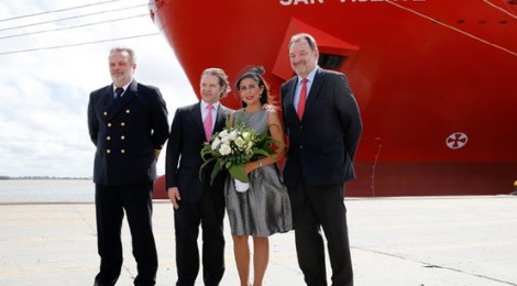 Hamburg Süd batiza navio San Vicente em Montevidéu