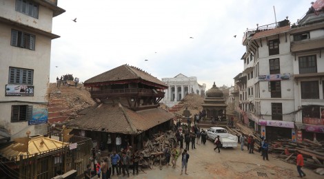 Número de mortos após terremoto no Nepal chega a 7.652