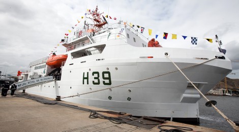 Navio da Marinha que estuda lama no Rio Doce é fruto de acordo com a Vale