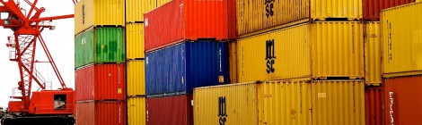 Contêineres vazios sobrecarregarão portos em 2023, alerta a Sea-Intelligence