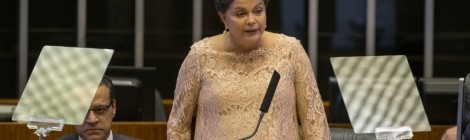 Após tumulto, Dilma diz que não votará em 2º turno