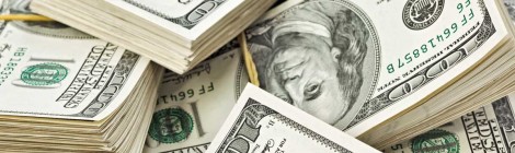 Dólar opera em queda, abaixo de R$ 3,80