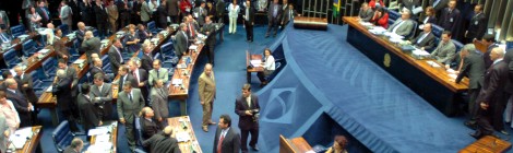 Senado: lei que proíbe despejos até o fim de 2021 é restabelecida