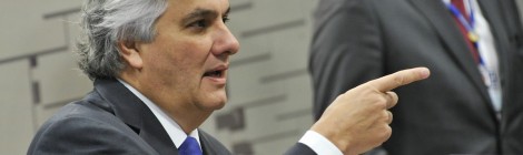 PT ampliou atuação partidária na Petrobras, diz Delcídio
