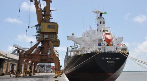 Ministério dos Transportes lança novo edital para dragagem no Complexo Portuário do Itajaí