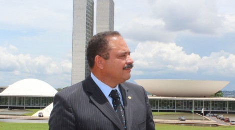 Maranhão recua e revoga decisão de anular sessão do impeachment
