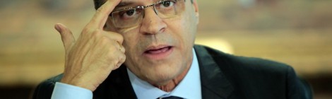 Citado em delação, ministro Henrique Alves pede demissão do Turismo