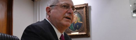 Justiça bloqueia R$ 102 mi de PT, Bernardo e investigados