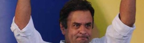 Aécio entrega passaporte e é notificado a responder pedido de prisão