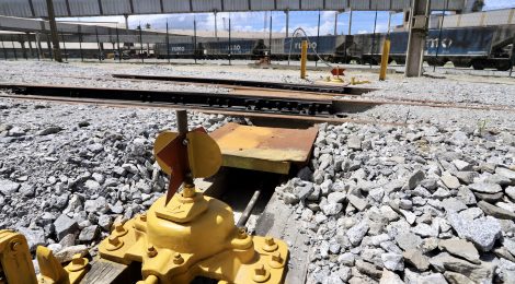 Porto de Paranaguá amplia capacidade ferroviária