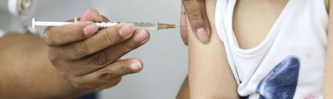 Ômicron aumenta os casos de infecção de brasileiros dentro de casa