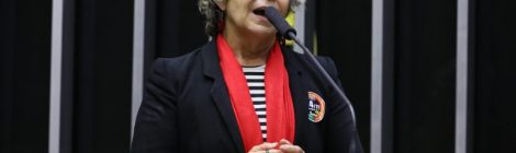 Projeto proíbe empresas de alterar enquadramento sindical de empregados para vencer licitação
