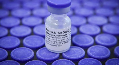 Covid-19: Rio estuda aplicação da segunda dose de reforço de vacina