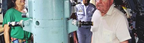Submarino-Museu “Riachuelo”, da DPHDM, recebe a visita de seu primeiro comandante