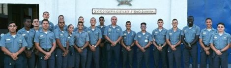 Aspirantes da Escola Naval visitam a CGAEM