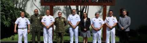 Escola de Guerra Naval recebe a visita de membros do Centro de Estudos Superiores Navais, do México