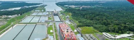 Fila de navios do Canal do Panamá reflete gargalo global