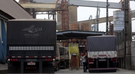 Após alta do diesel pela Petrobras, empresas de transporte vão reajustar preço do frete em 5%