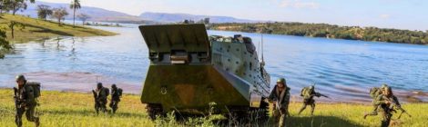 Mais de 700 militares da Marinha do Brasil realizam adestramento em Furnas, Minas Gerais