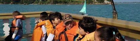 Escola do Mar realiza ações educativas para comemorar o Dia Mundial dos Oceanos em Florianópolis