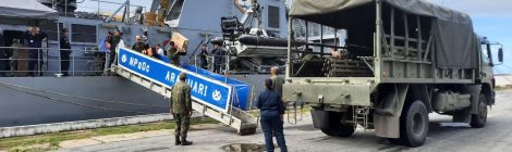 Navio-Patrulha Oceânico “Araguari” chega em Recife com apoio a população