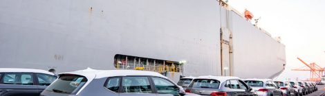 K-Line e Nexus realizam maior operação de transbordo de veículos da história do Porto de Suape