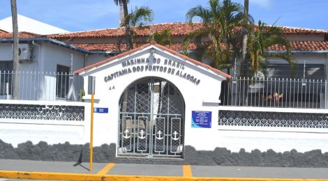 A Capitania dos Portos de Alagoas realiza a Passagem de Comando