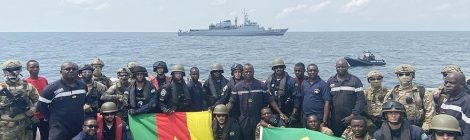 Guinex-II: Fragata União realiza adestramentos com a Marinha de Camarões