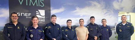 Marinha visita o VTMIS do Porto de Vitória