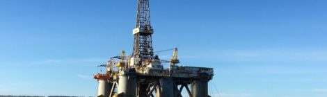 Petrobras é alvo de críticas entre os petroleiros por preferir contratar a construção de plataformas no exterior