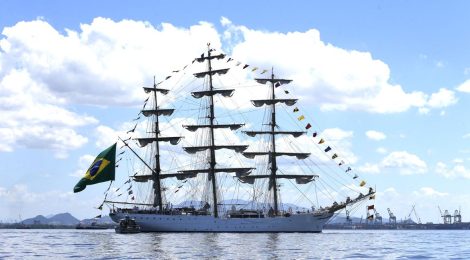 Marinha participa do 7 de Setembro com parada naval no litoral do Rio