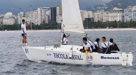 Escola Naval realiza Regata Ecológica